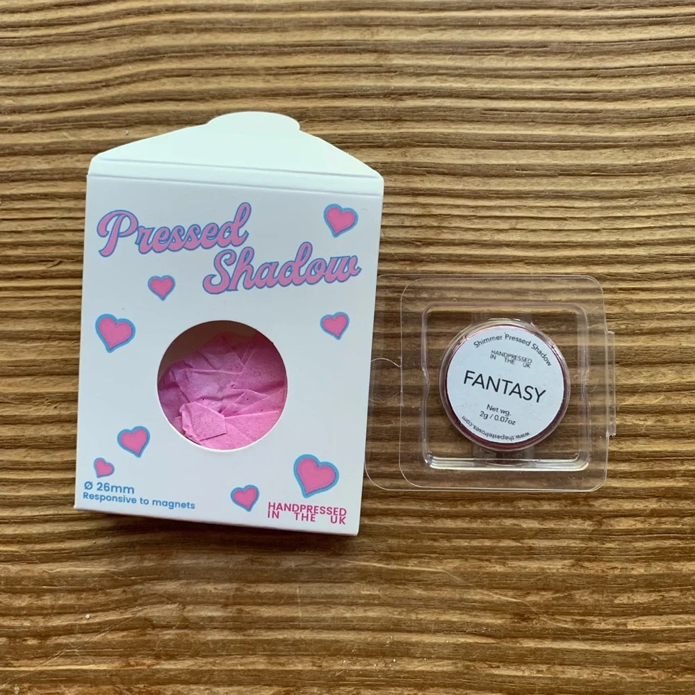 💰3/$30💰🎉HP🎉 New Fantasy Pastel Roses UK Eyeshadow